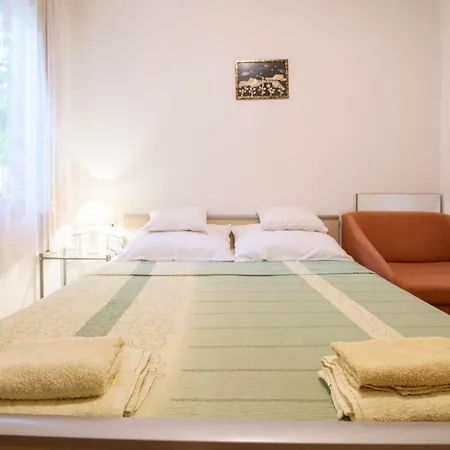 Apartment Mila Gornji Karin
