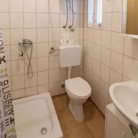 Mila Apartman Gornji Karin
